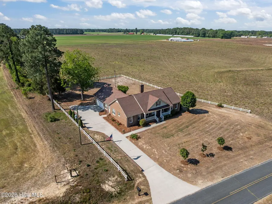 203 White Oak Church Road, Clinton, NC 28328 - #2