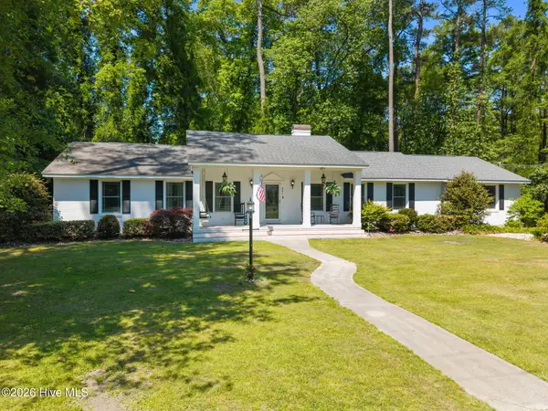 201 Camelia Drive, Washington, NC 27889