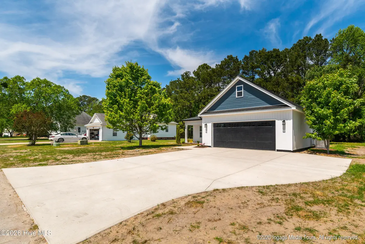 203 Adams Lane, Washington, NC 27889 - #1