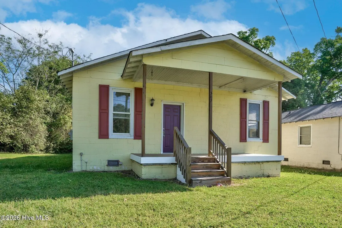 307 E Irwin Street, Pinetops, NC 27864 - #1