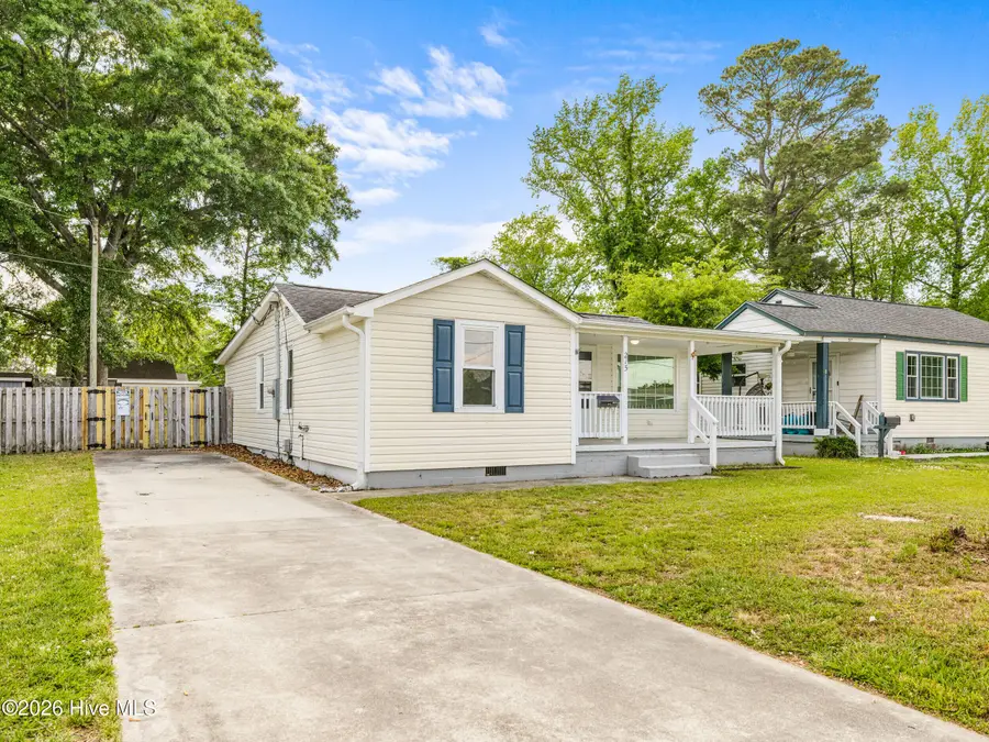 215 Richlands Avenue, Jacksonville, NC 28540 - #3