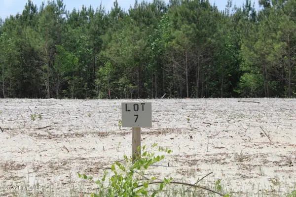108 H.t.brown Lane, Magnolia, NC 28453