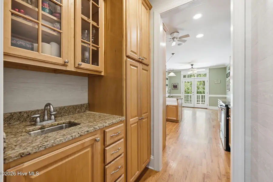 202 Emmen Road, New Bern, NC 28562 - #3