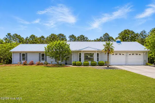 218 Lake Arthur Drive, Newport, NC 28570