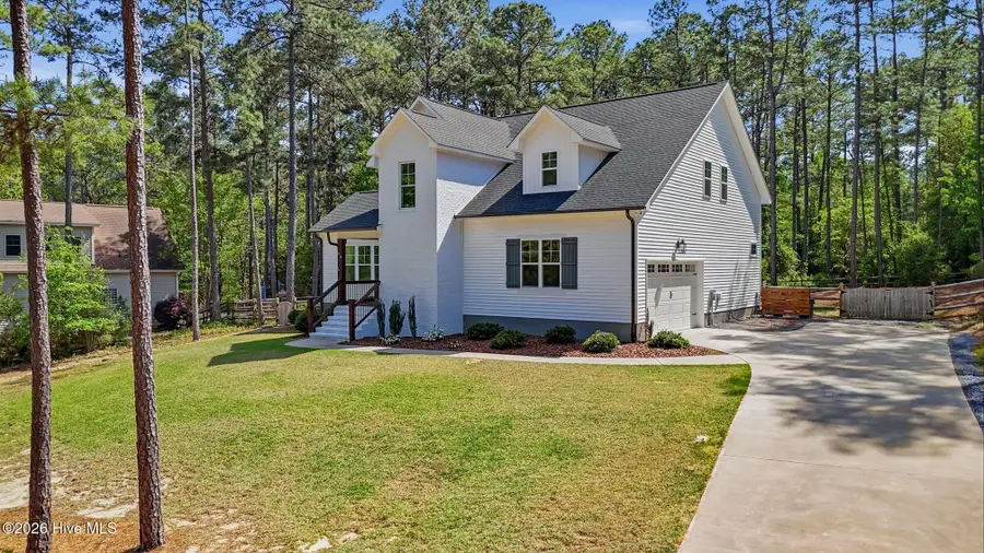 60 Cardinal Drive, Whispering Pines, NC 28327 - #2