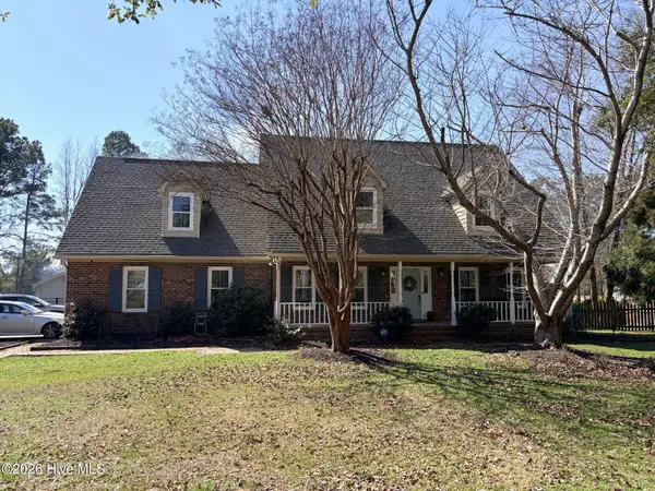 444 E Creekview Drive, Hampstead, NC 28443