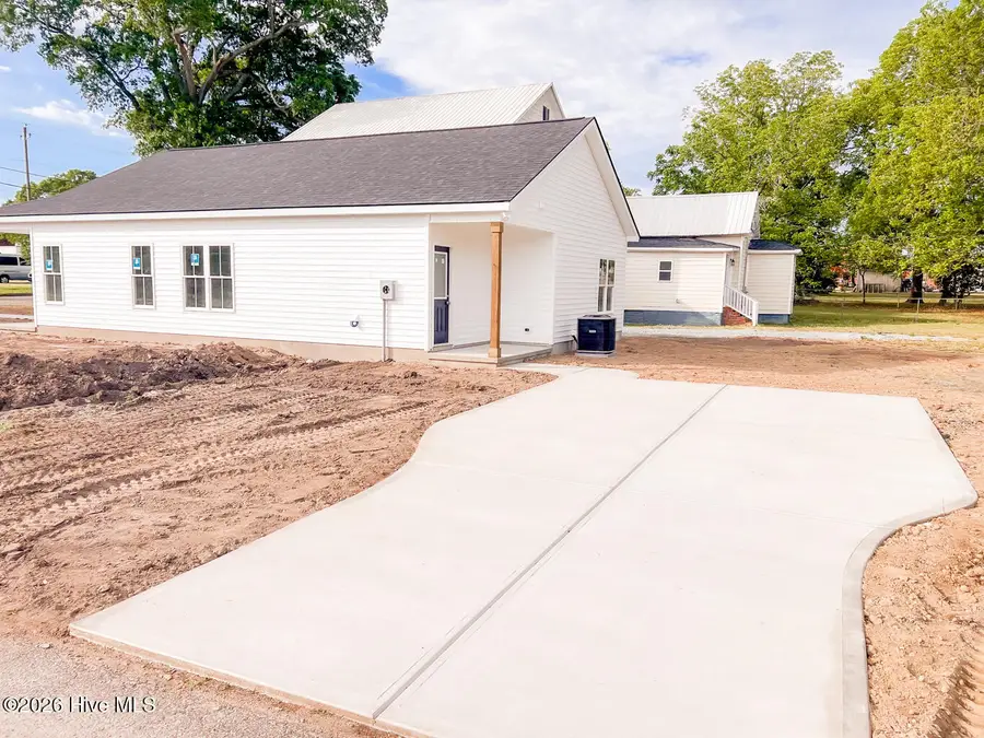 311 N Wilson Avenue, Dunn, NC 28334 - #2