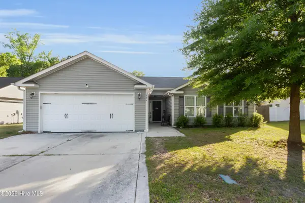 306 Tuscan Court, Richlands, NC 28574