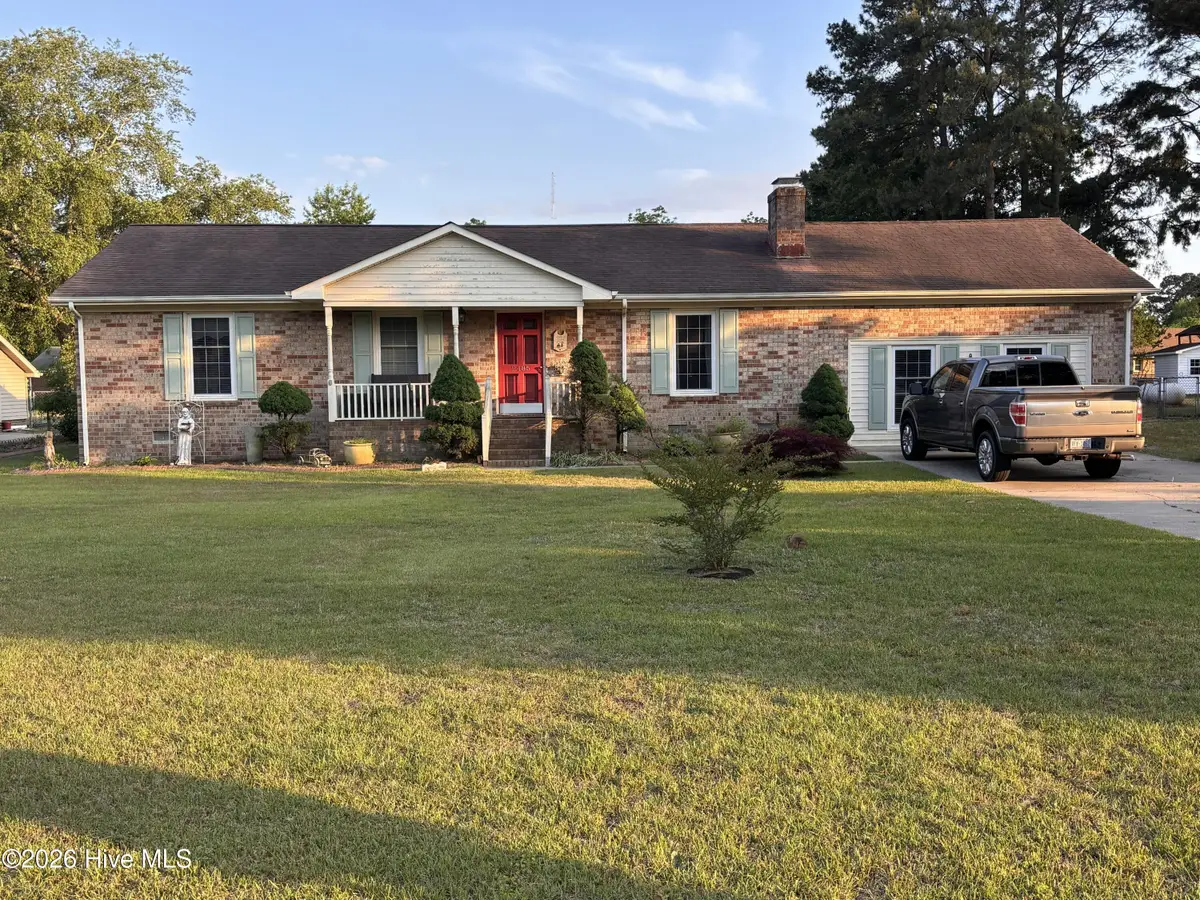 2485 Pine Knoll Drive, Kinston, NC 28504 - #1