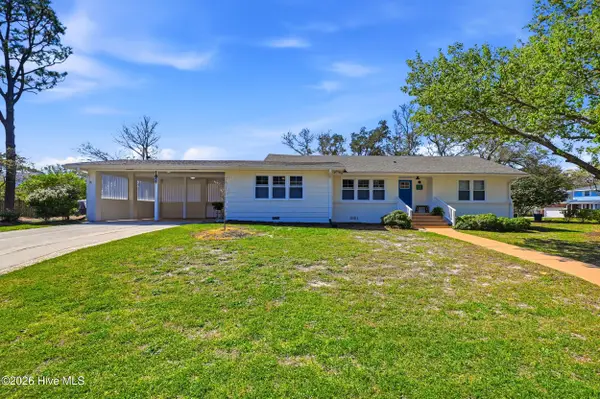 102 S Fodale Avenue, Southport, NC 28461