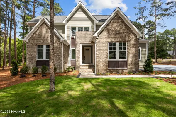 62 Mcmichael Drive, Pinehurst, NC 28374
