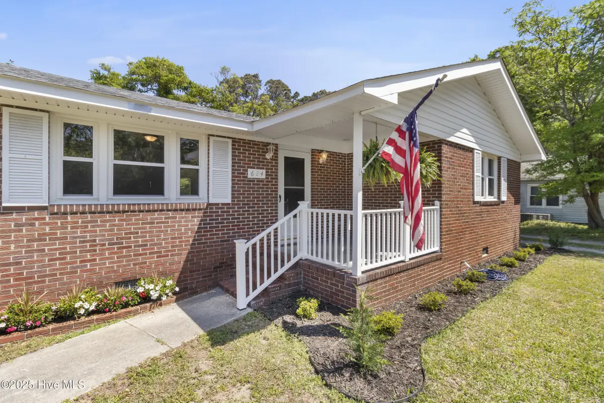 624 Jabbertown Road, Southport, NC 28461 - #1