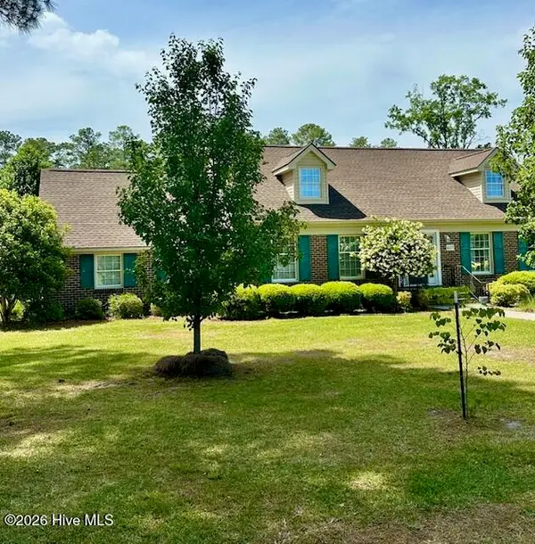 407 4th Street, Bladenboro, NC 28320