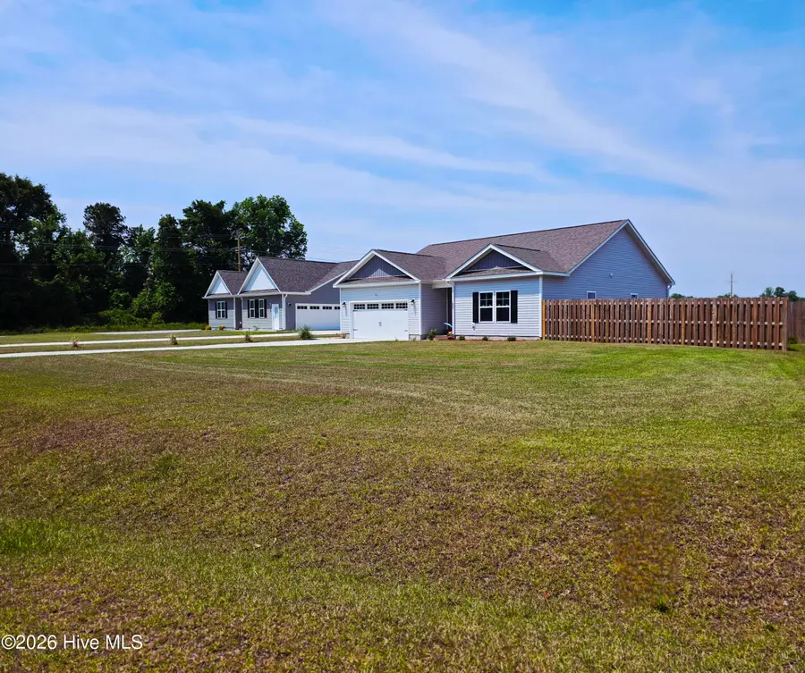 603 Bright Harvest Drive, Maysville, NC 28555 - #2