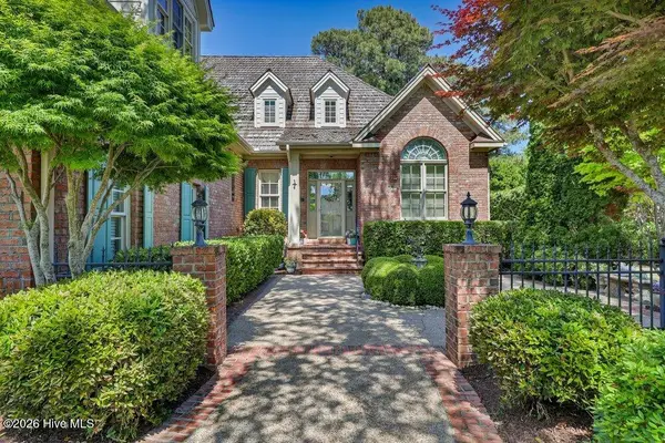 853 Gull Point Road, Wilmington, NC 28405