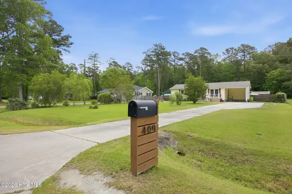 409 Bradford Drive, New Bern, NC 28560