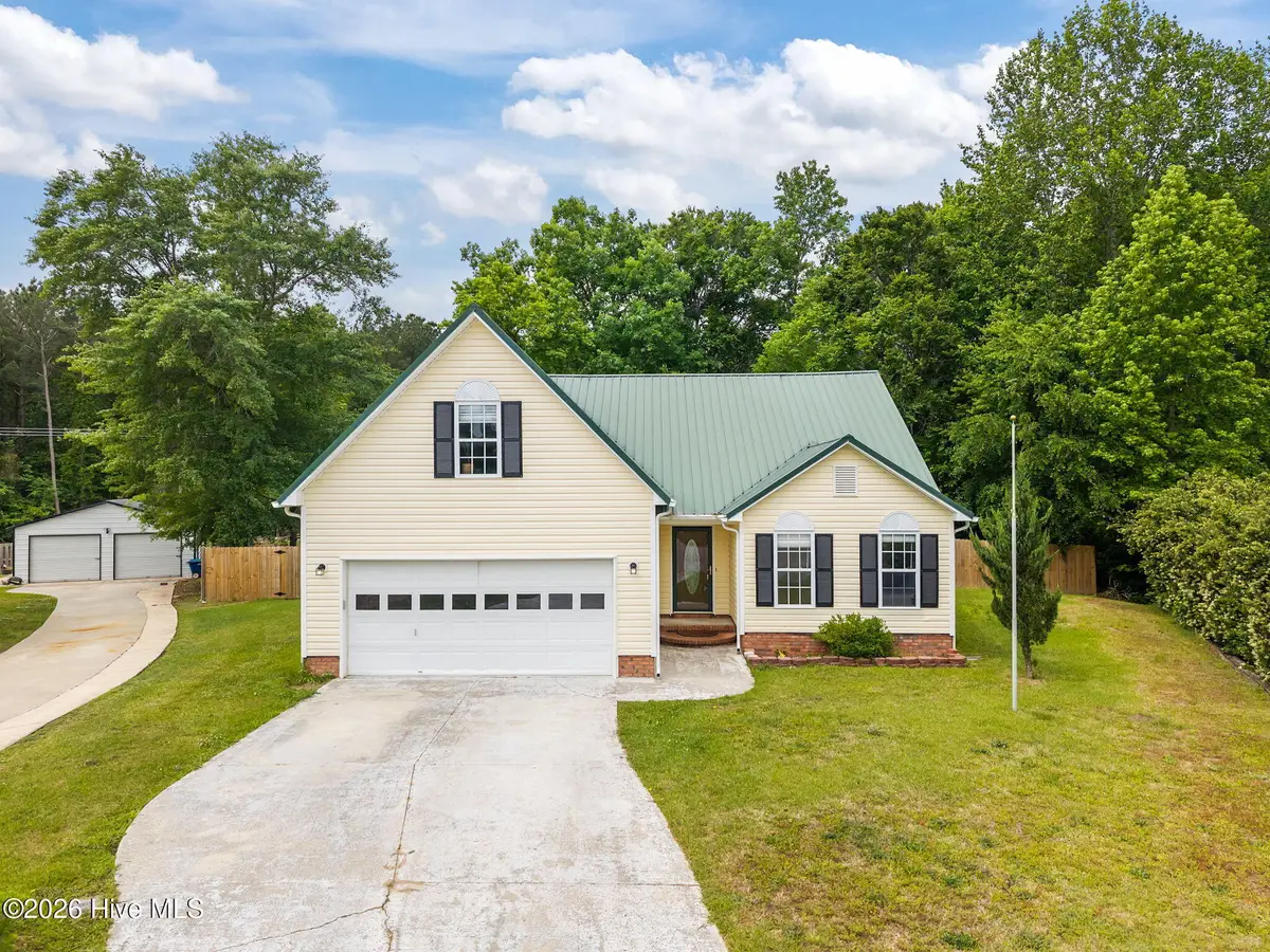 405 W Regent Court, Jacksonville, NC 28546 - #1