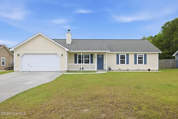 104 Foxden Drive, Hubert, NC 28539