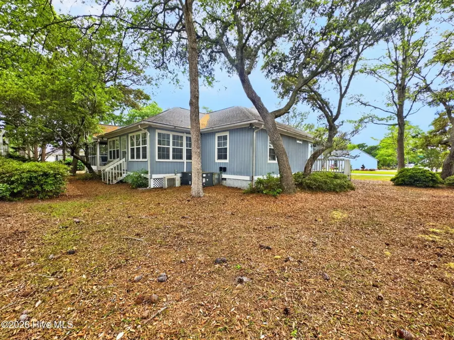1734 Sandalwood Drive Sw, Ocean Isle Beach, NC 28469 - #2
