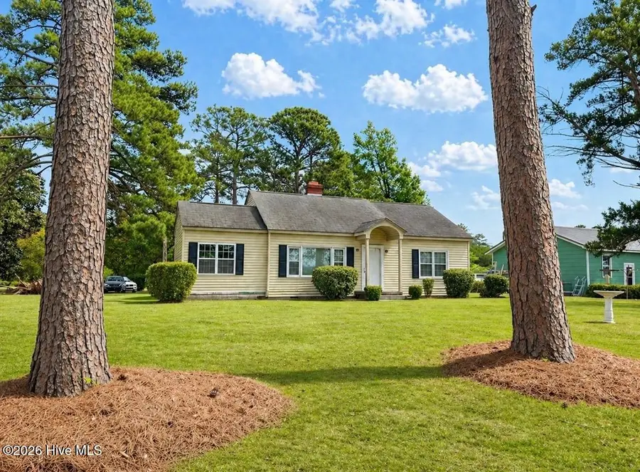402 Madam Moores Lane, New Bern, NC 28562 - #2