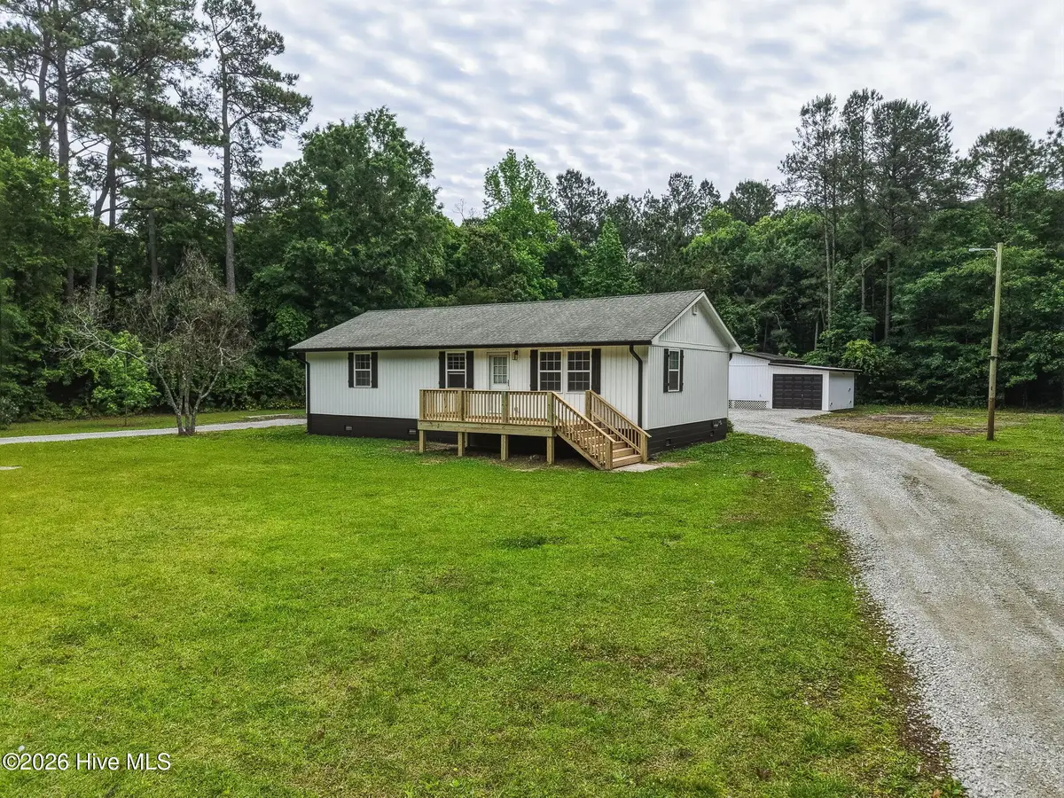 206 Village Drive, Beaufort, NC 28516 - #1