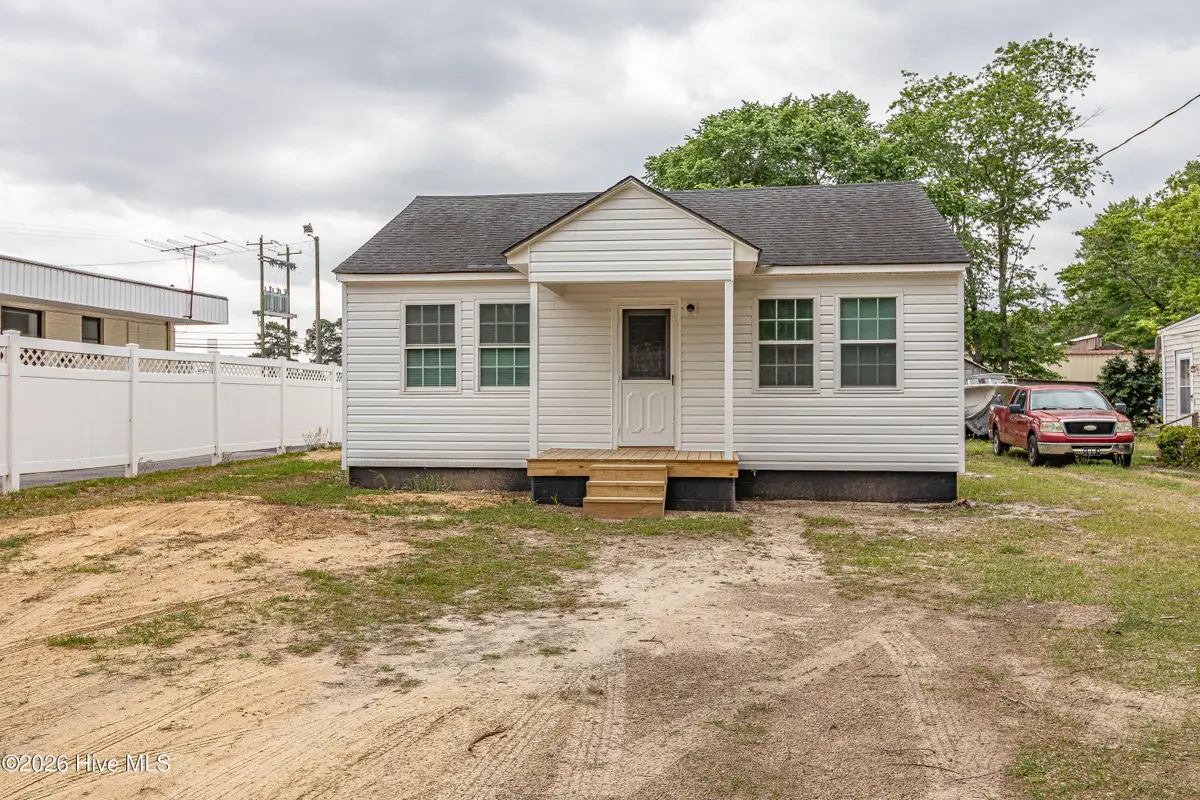213 Oak Street, Snow Hill, NC 28580 - #1