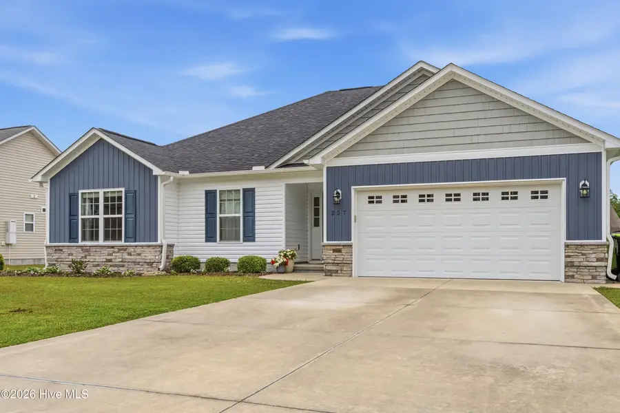 227 Independence Boulevard, Newport, NC 28570 - #2