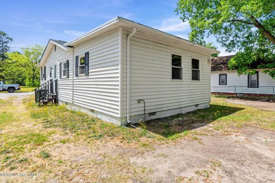 506 Charlotte Street, Hamlet, NC 28345 - #3
