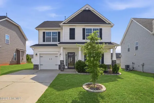 764 Lakemont Drive, Clayton, NC 27520
