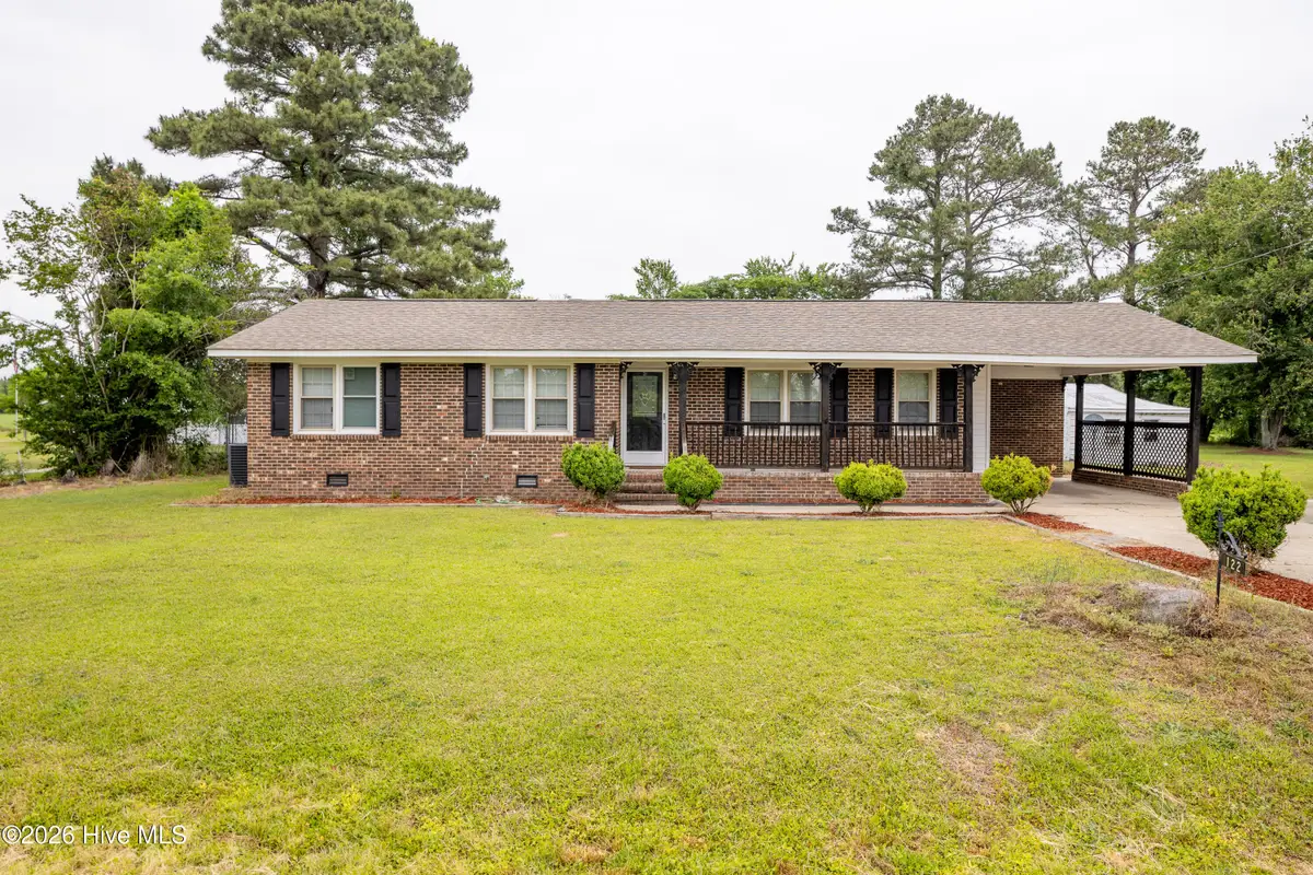 122 W Pine Forest Road, Mount Olive, NC 28365 - #1