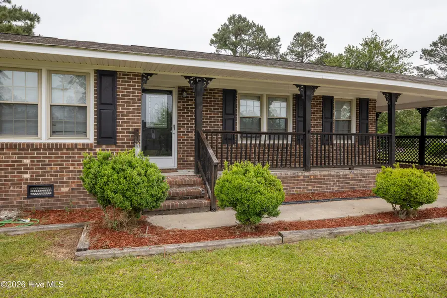 122 W Pine Forest Road, Mount Olive, NC 28365 - #3
