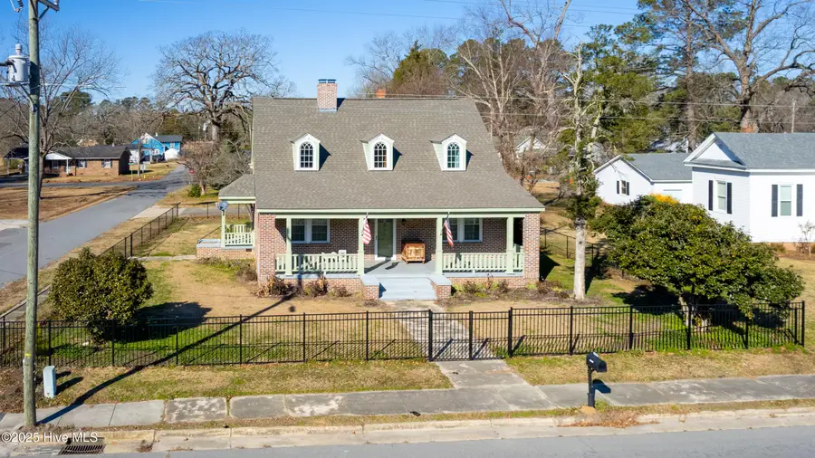 502 W Roseboro Street, Roseboro, NC 28382 - #2