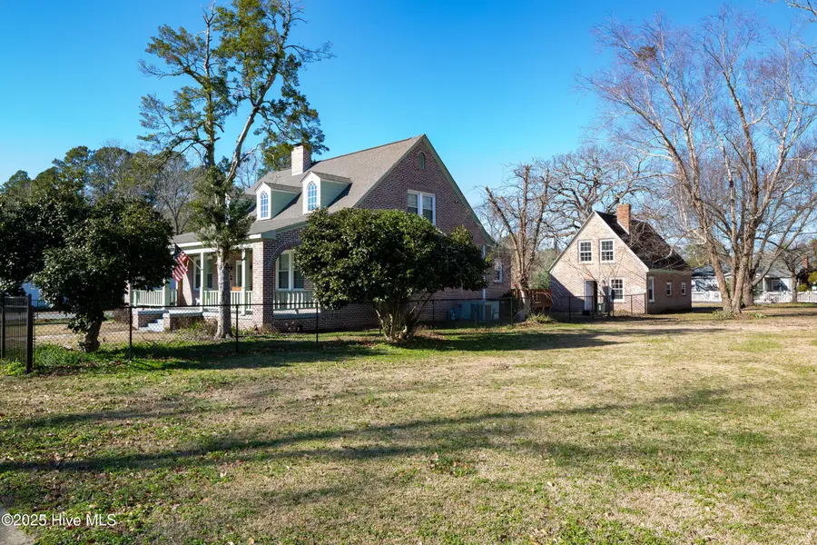 502 W Roseboro Street, Roseboro, NC 28382 - #3