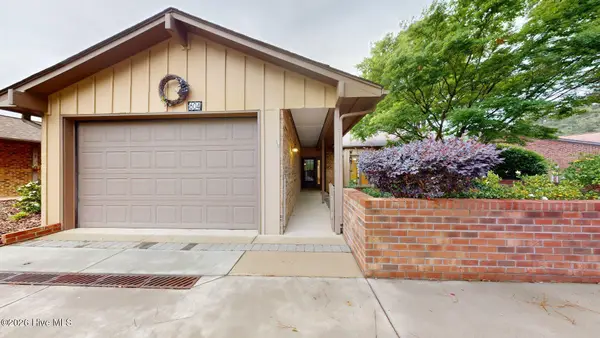 604 Redwood Drive #604, Southern Pines, NC 28387