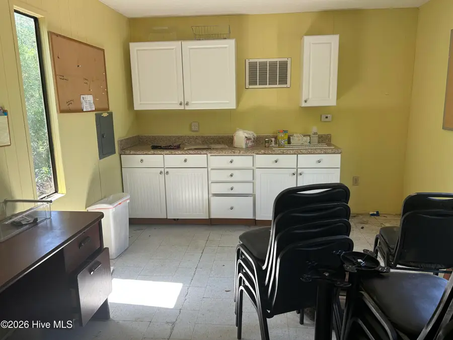 100 1st Street, Laurinburg, NC 28352 - #3