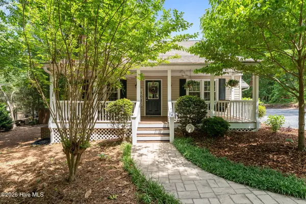 136 Shady Wood Court, Seven Lakes, NC 27376