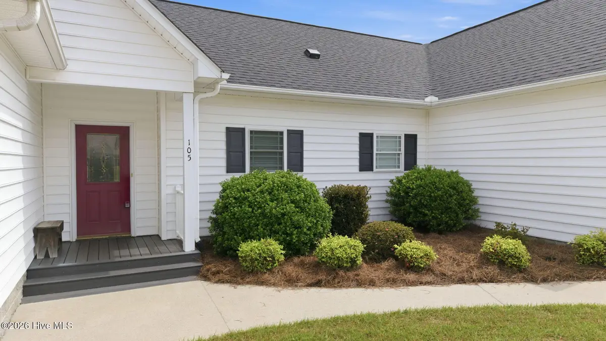 105 Waters Way, Washington, NC 27889 - #1