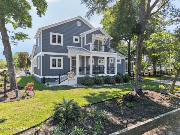 3505 E Yacht Drive, Oak Island, NC 28465