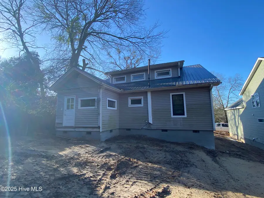 404 Summit Street, Aberdeen, NC 28315 - #2