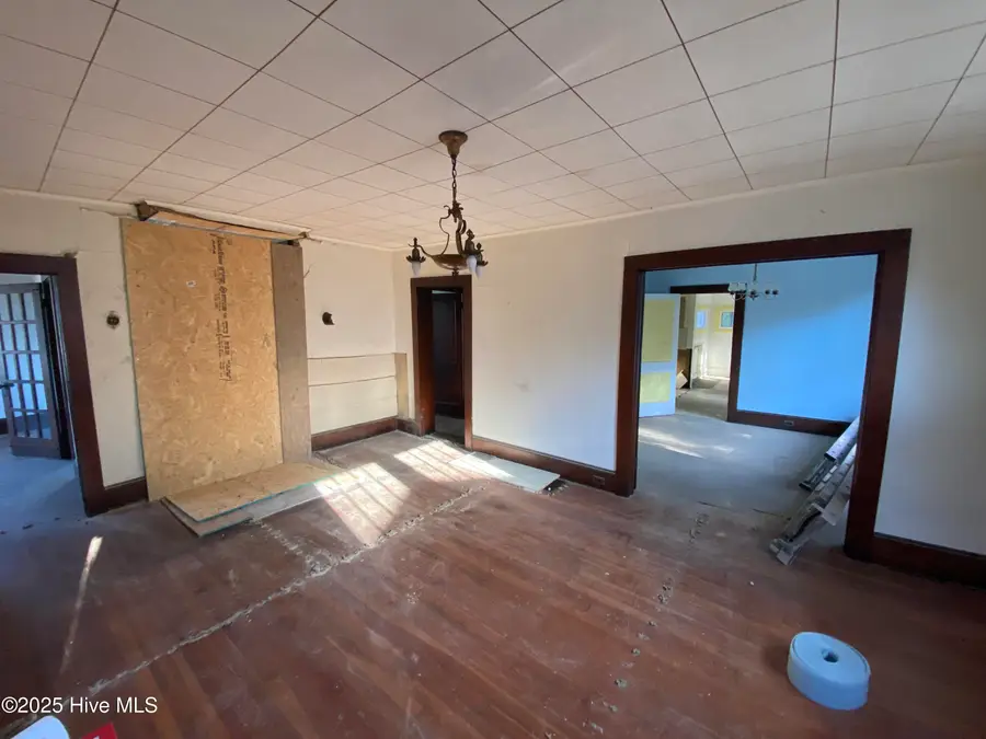 404 Summit Street, Aberdeen, NC 28315 - #3