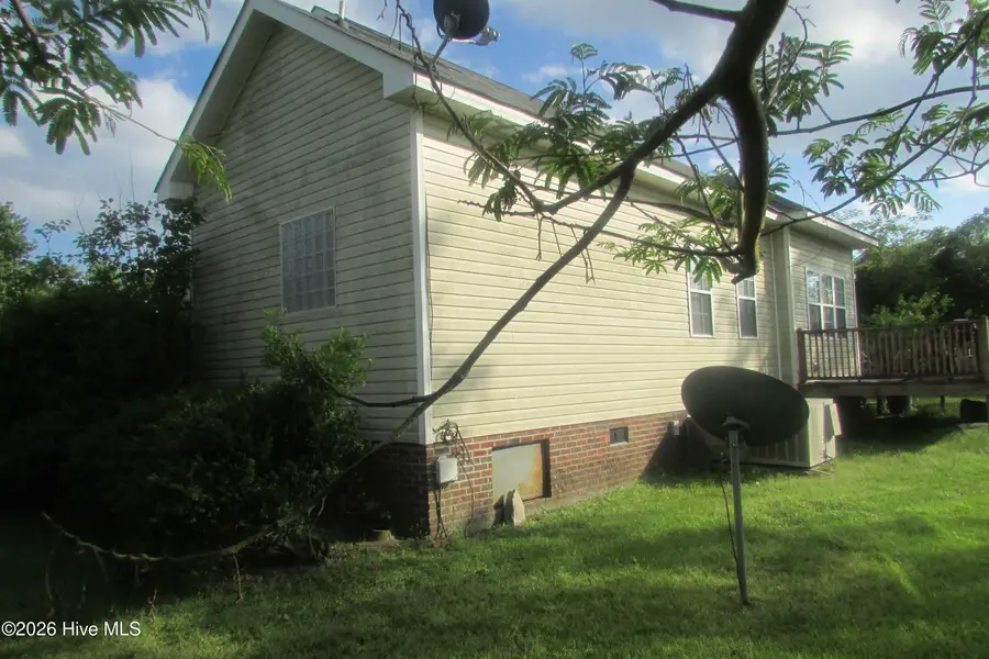 101 Terrell Lane, Clinton, NC 28328 - #3