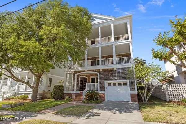 2106 Evans Street, Morehead City, NC 28557