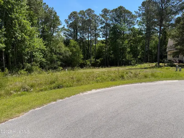 125 River Reach West Drive W, Swansboro, NC 28584