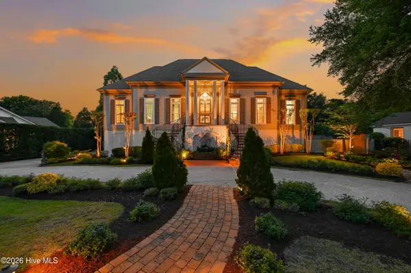 605 Bradley Creek Point Road, Wilmington, NC 28403