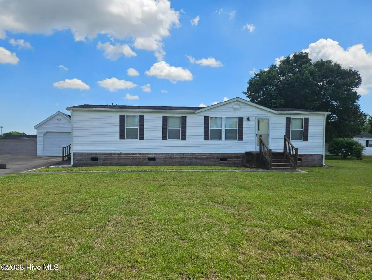 108 Tiff Lane, Elizabeth City, NC 27909 - #1