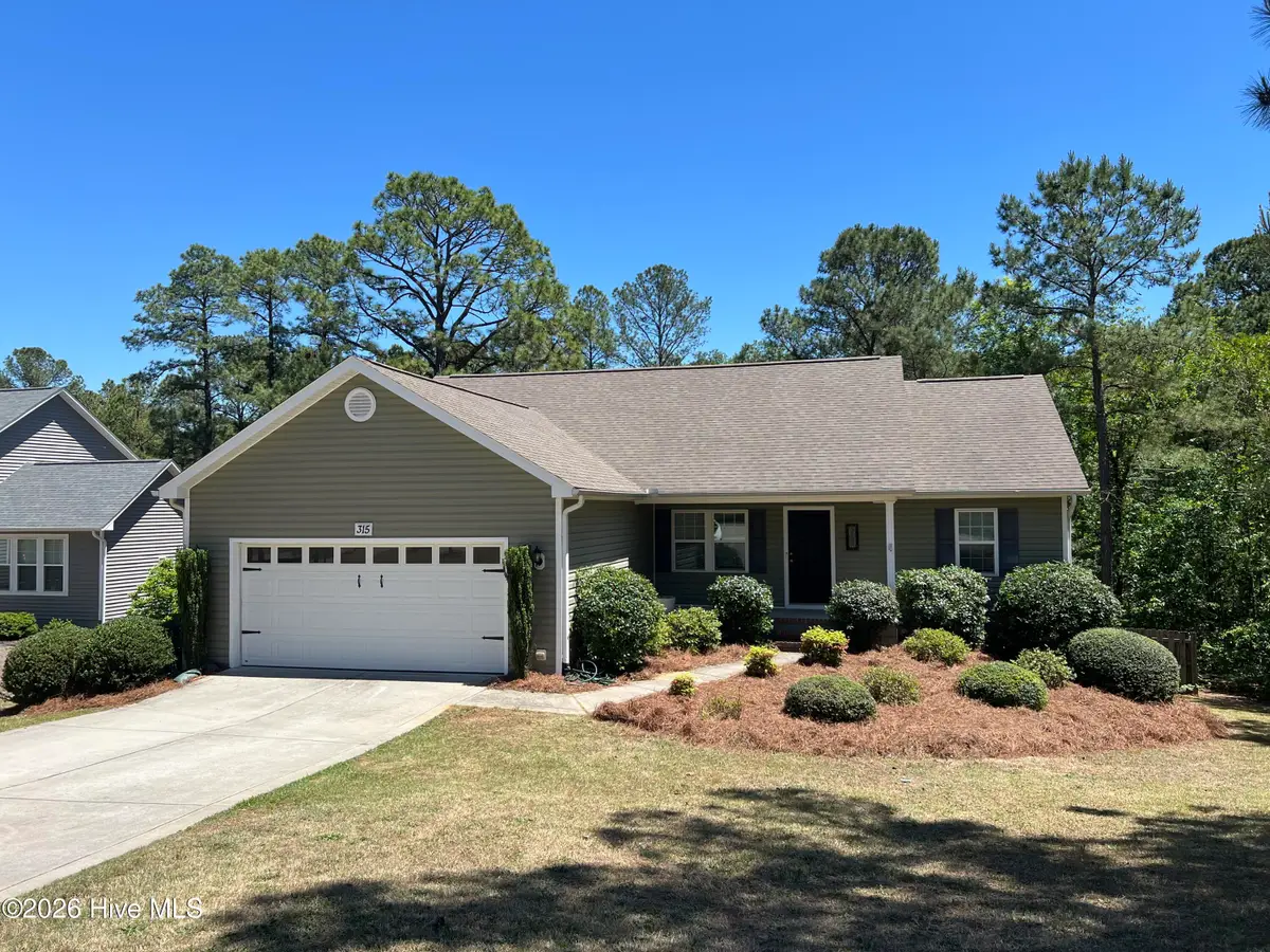 315 Adams Circle, Pinehurst, NC 28374 - #1