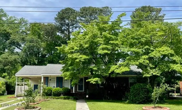 106 W Berkshire Road, Greenville, NC 27858 - #1