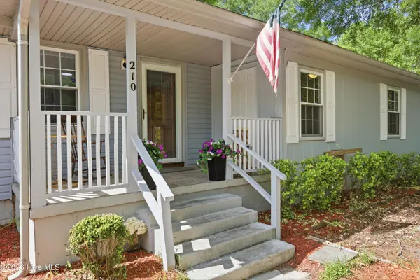 210 Rutledge Drive, Wilmington, NC 
