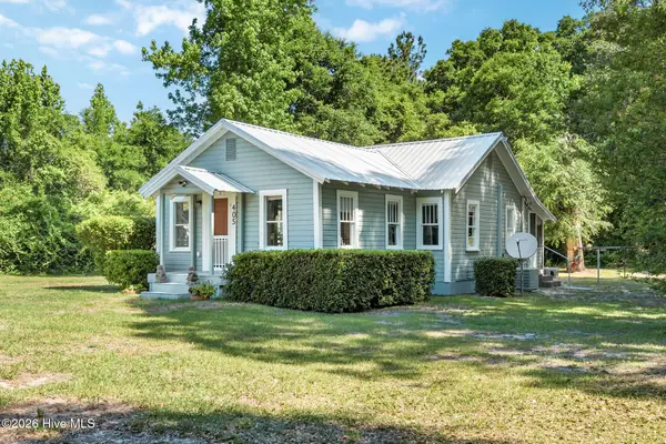 405 Natmore Road, Kelly, NC 28448
