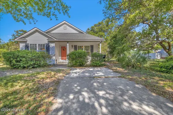 101 NE 52nd Street, Oak Island, NC 28465